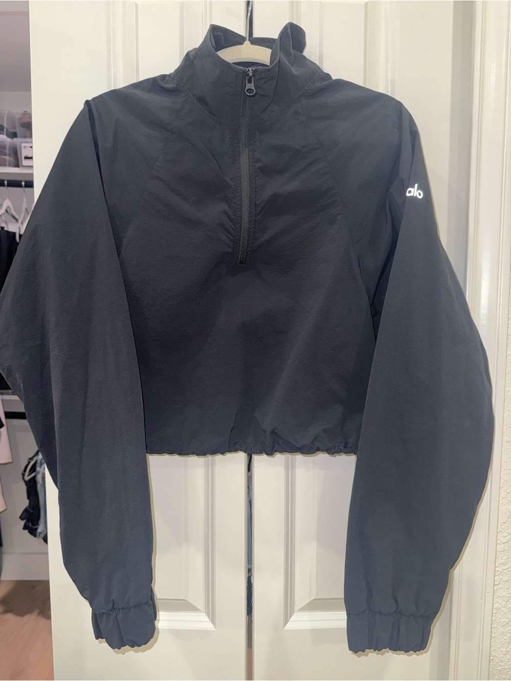 ALO Yoga Black Cropped Half‑Zip Utility Jacket